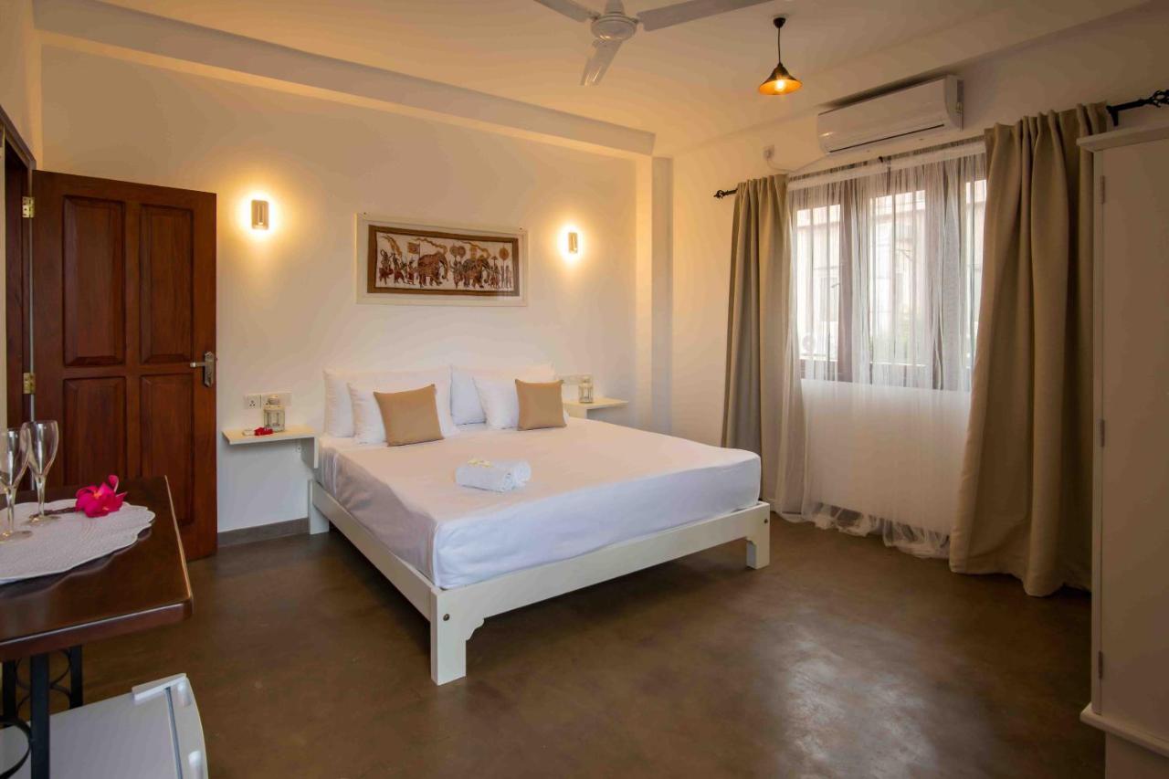 Brixia Cafe & Guest Bed and Breakfast Galle Εξωτερικό φωτογραφία