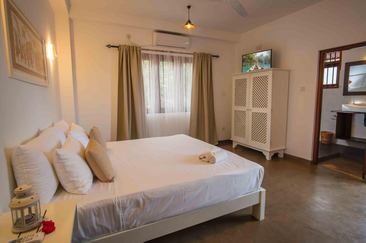 Brixia Cafe & Guest Bed and Breakfast Galle Εξωτερικό φωτογραφία