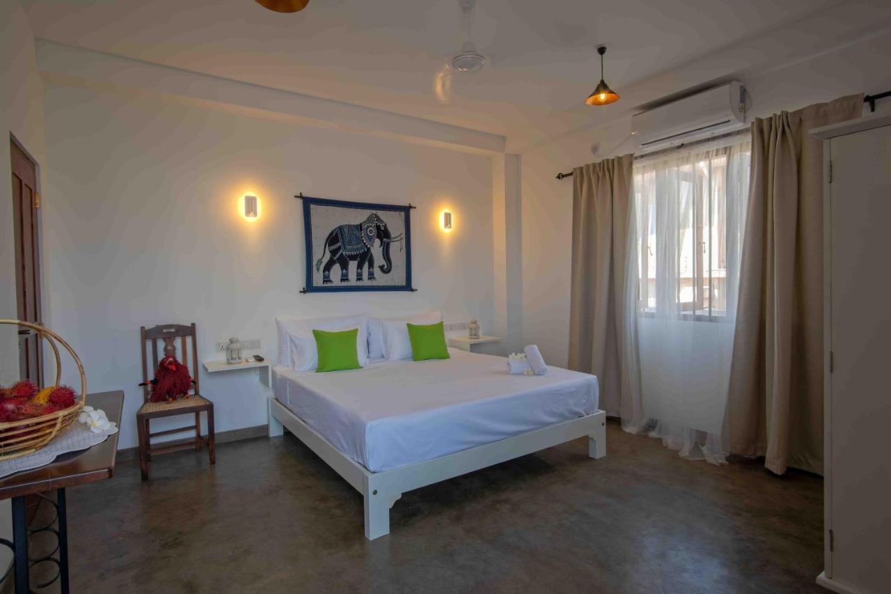 Brixia Cafe & Guest Bed and Breakfast Galle Εξωτερικό φωτογραφία
